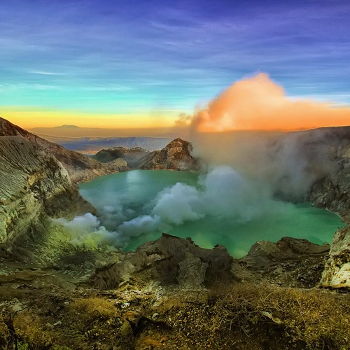 Los 10 volcanes y cumbres más espectaculares de Indonesia